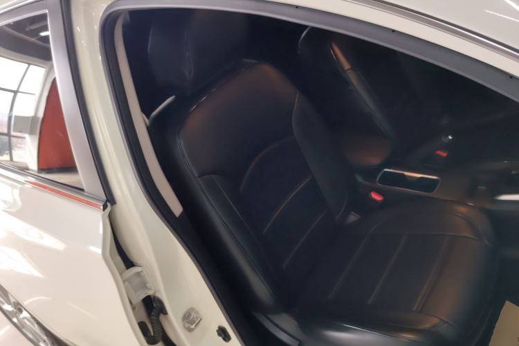 Used Nissan Sylphy 2022 Classic 1.6XE CVT Comfort Edition Right Front Seat