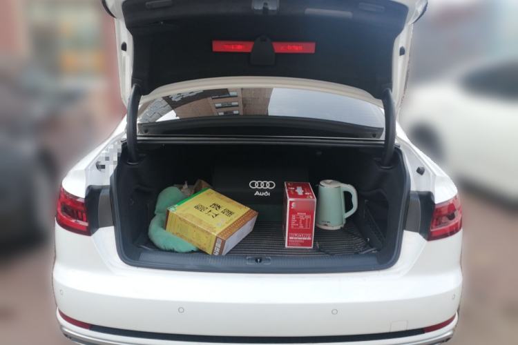 Used Audi A4L 2019 40 TFSI Fashion Edition China VI Emission Standard