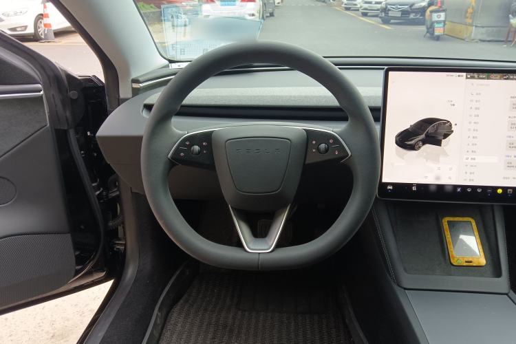 Used Tesla Model 3 2023 Long-Range All-Wheel-Drive Version