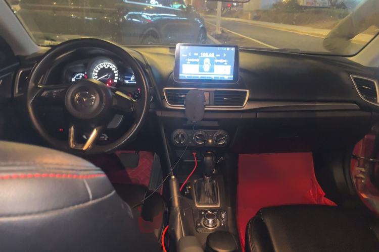 Used Mazda 3 Axela 2017 Hatchback 1.5L Automatic Comfort Model Emission Standard China V