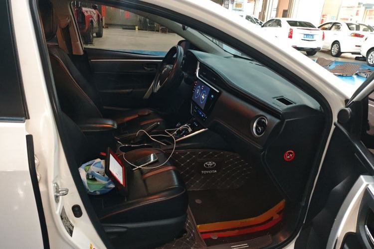 Used Toyota Corolla 2017 Revised Dual-Engine 1.8L E-CVT Leading Edition