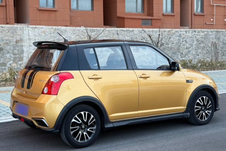 Used Suzuki Swift 2016 1.5L Manual Fashion Edition Cool Play Version