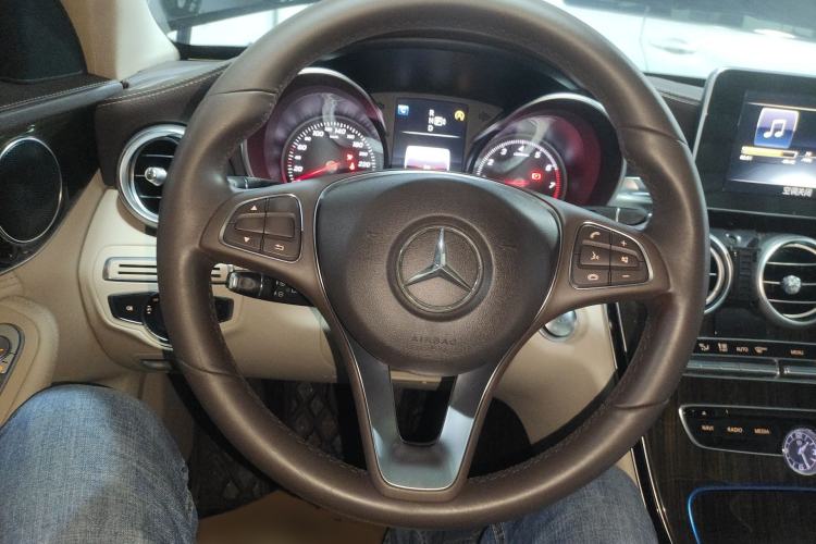 Used Mercedes-Benz C-Class 2015 Facelift C 200 L