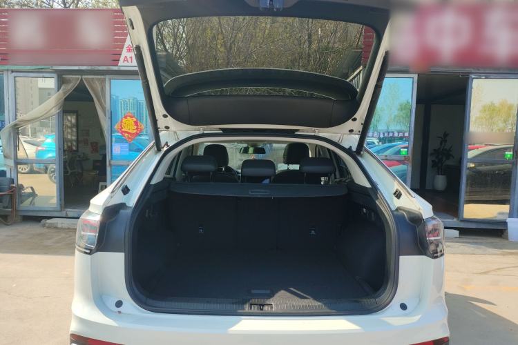 Used Volkswagen Tayron X 2023 330TSI Two-Wheel-Drive Prestige High-Energy Version Trunk