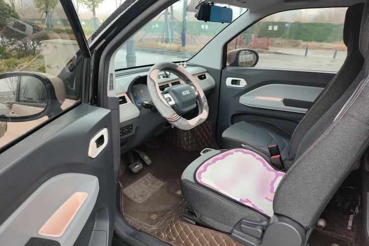 Used Chery QQ Ice Cream 2022 170km Sundae Phosphate Lithium-Ion