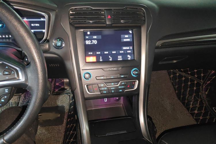 Used Ford Mondeo 2018 EcoBoost 200 Intelligent Control Luxury Model China V Standard