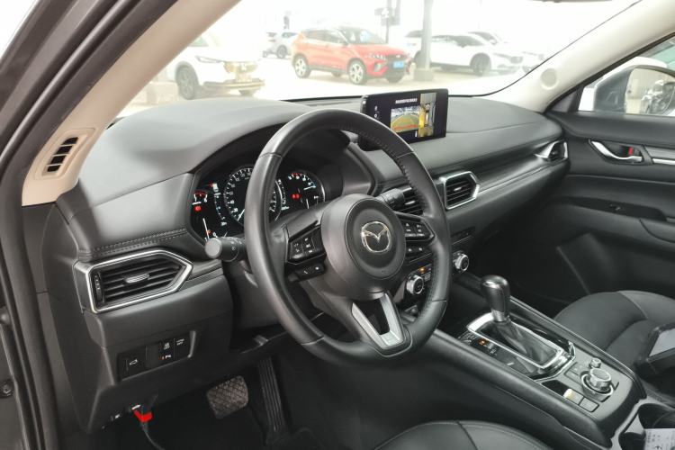 Used Mazda CX-5 2024 2.0L Automatic Two-Wheel Drive Zhiya Pro Center Console