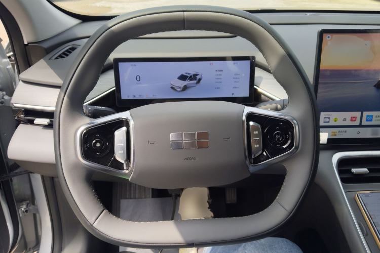 Used Geely Galaxy L6 2025 EM-i 140km Starship Edition Steering Wheel