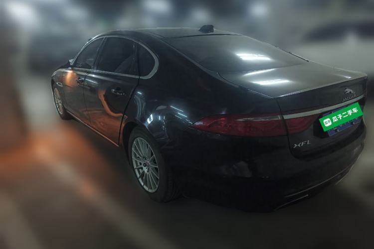 Used Jaguar XFL 2017 XFL 2.0T 200PS Windflower Edition
