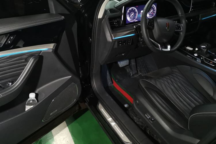 Used Hongqi HS5 2022 Facelifted Version 2.0T Smart Connect Flagship All-Wheel-Drive Edition