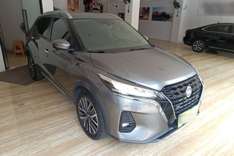 Used Nissan Kicks 2022 1.5L CVT XV Luxury Edition Front Right 45 Deg