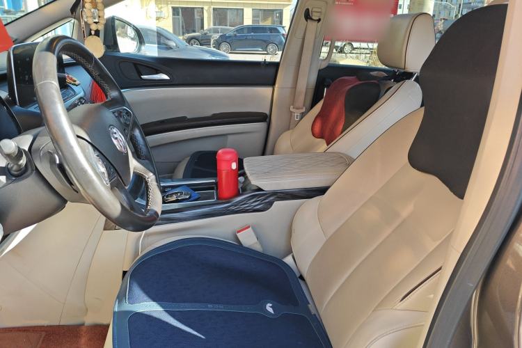 Used Buick GL8 2021 Land Cruiser Executive Class 652T Luxury Model