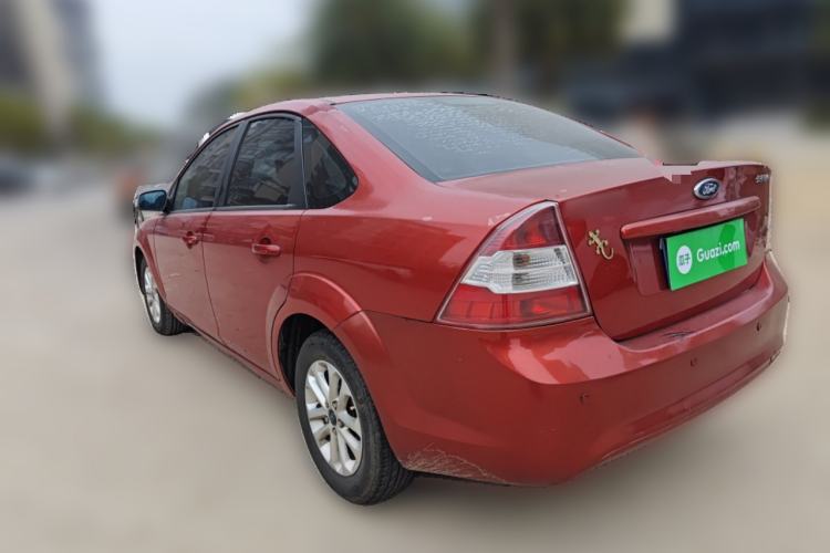 Used Ford Focus 2013 Sedan Classic 1.8L Automatic Base Model
