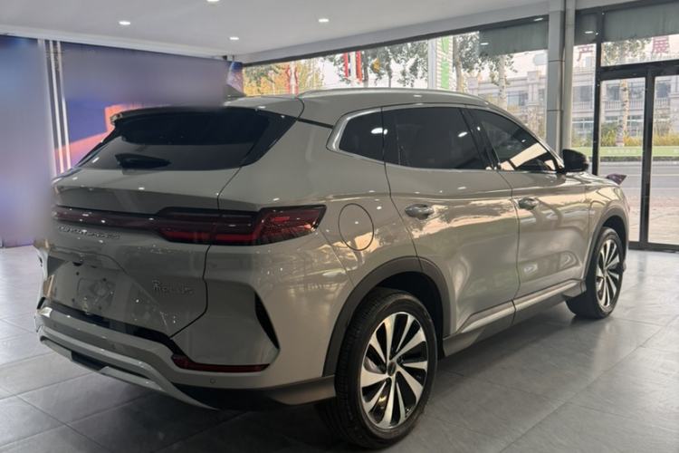 Used BYD Song PLUS New Energy 2024 Honor Edition EV 520km Luxury Model
