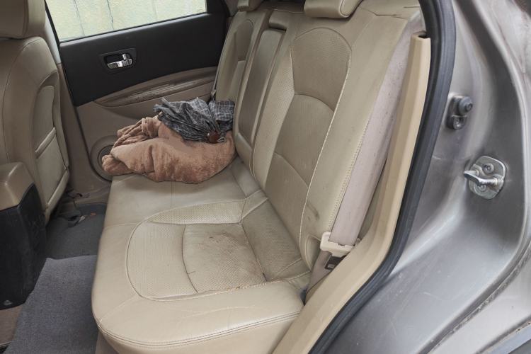 Used Nissan Qashqai 2011 2.0 XV Lea CVT 2WD Left Rear Seat