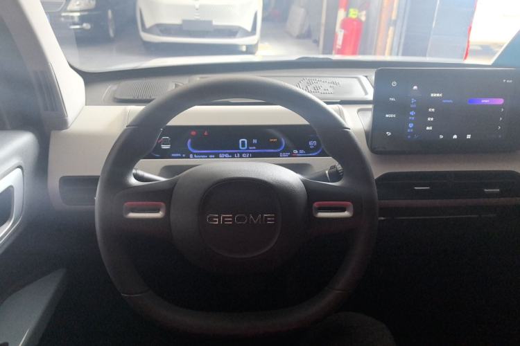 Used Geely Galaxy Panda 2024 Panda Mini 200km Endurance Bear