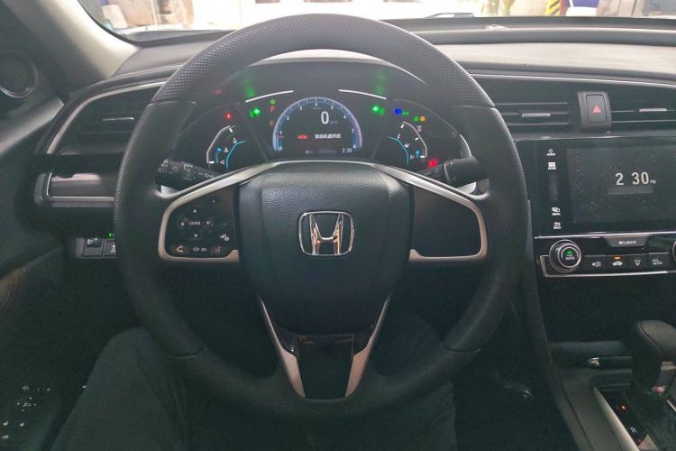 Used Honda Civic 2016 220TURBO CVT Prestige Edition
