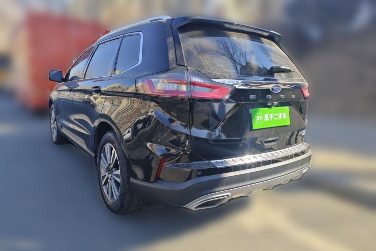 Used Ford Edge 2021 PLUS EcoBoost 245 Two-Wheel-Drive Platinum Edition 5 Seats