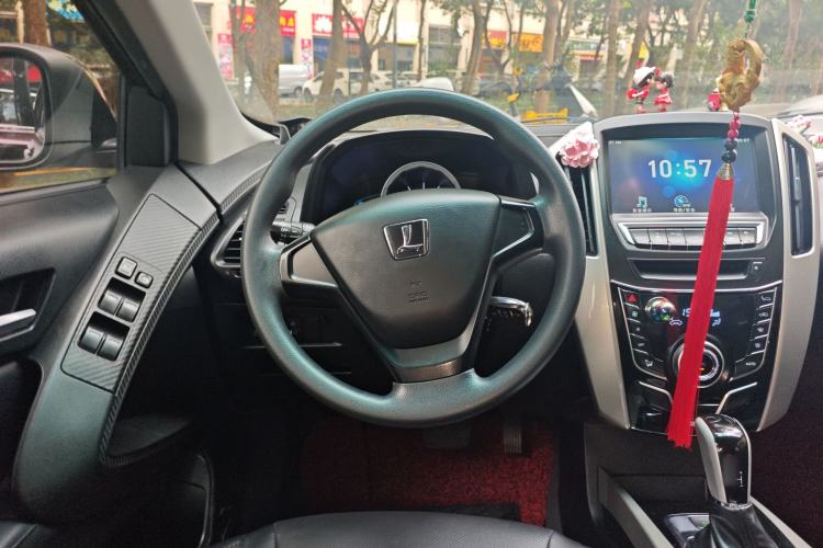 Used Luxgen U6 SUV 2015 1.8T Enhanced Charm Edition