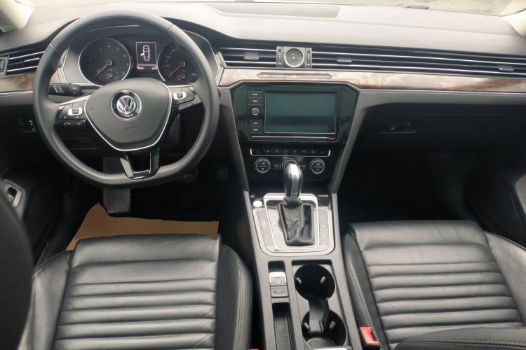 Used Volkswagen Magotan 2019 330TSI DSG Luxury Model China V Standard