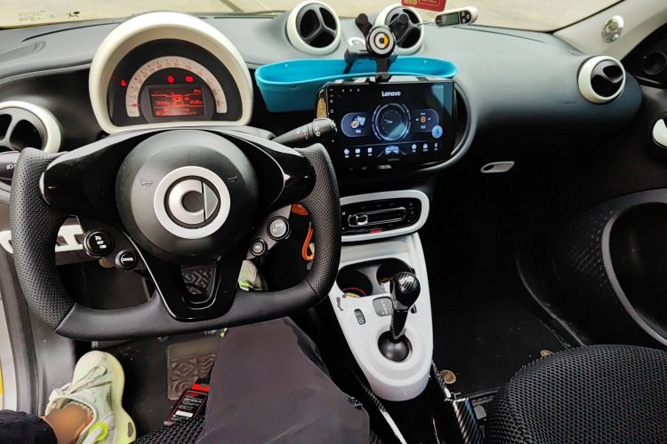 Used smart forfour 2016 1.0L 52 kW Dynamic Edition