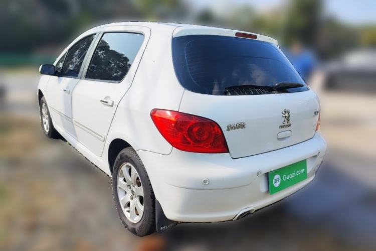 Used Peugeot 307 2012 Hatchback 1.6L Manual Comfort Edition
