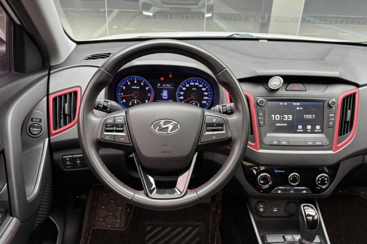 Used Hyundai ix25 2017 1.4T Automatic Smart Version
