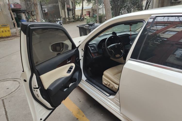 Used Toyota Crown 2017 2.0T Sport Edition
