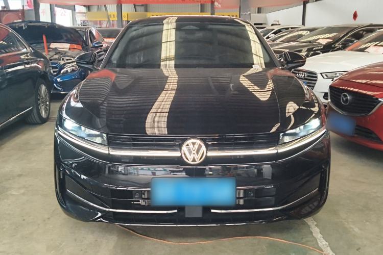 Used Volkswagen Magotan 2024 380TSI DSG Prestige Edition Front