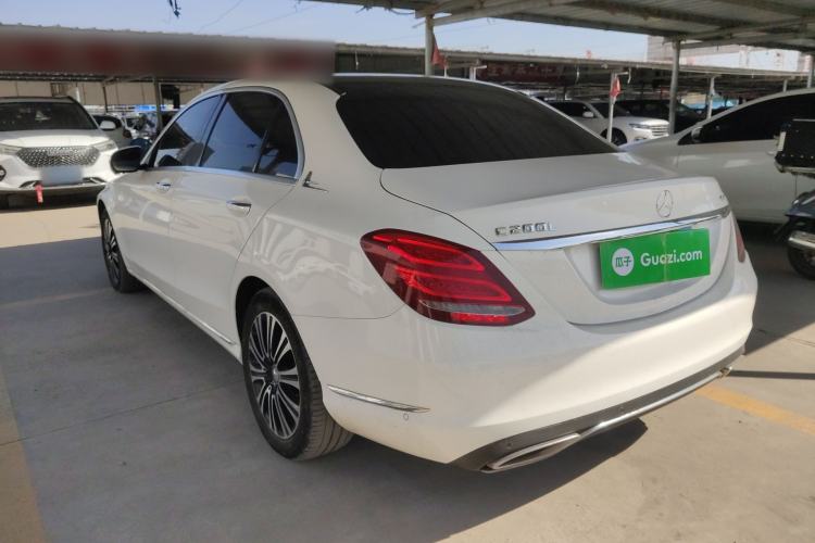 Used Mercedes-Benz C-Class 2015 Facelift C 200 L