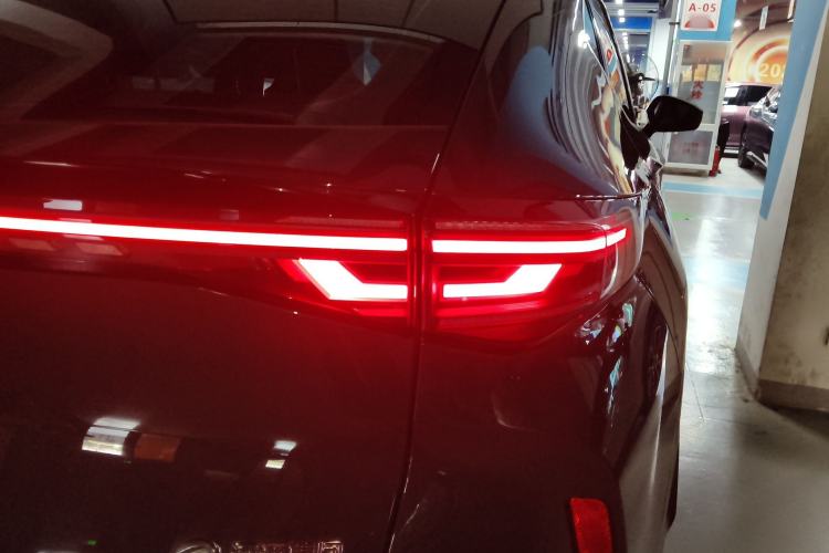 Used Volkswagen ID.UNYX 2024 Pro Long-Range Version Exterior 6