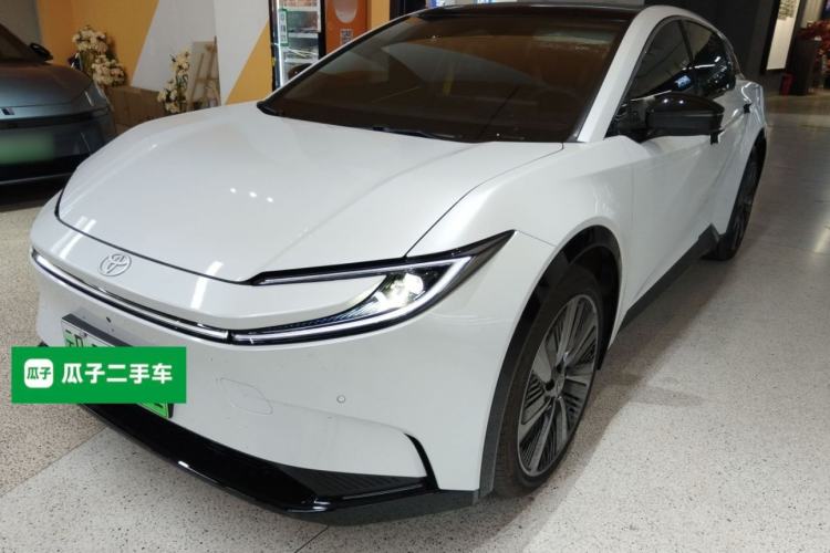 Used Toyota bZ5 2025 Model 550 PRO