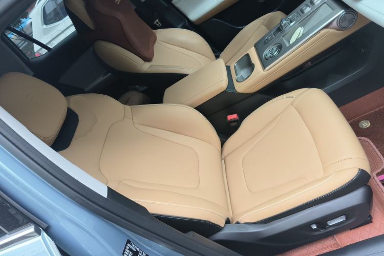 Used GAC Trumpchi EMKOO 2022 2.0 ATK TwinStar Pro Edition Right Front Seat