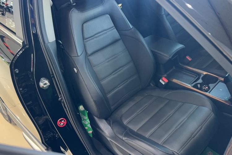 Used Honda CR-V 2021 240TURBO CVT 2WD Fashion Edition Right Front Seat