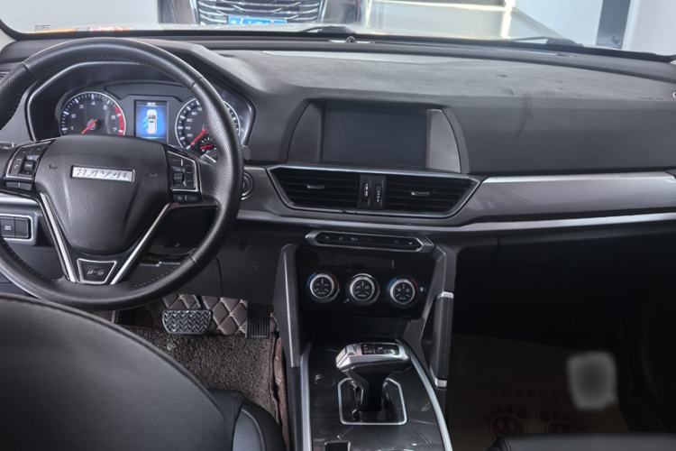 Used Haval H6 2019 Sport Edition 1.5T Automatic Two-Wheel Drive Elite Model China VI Interior 1