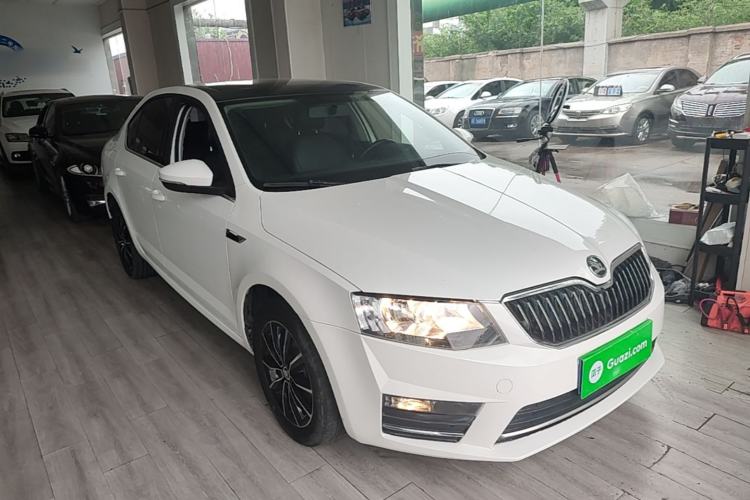 Used Skoda Octavia 2017 TSI280 DSG Smart Drive Edition
