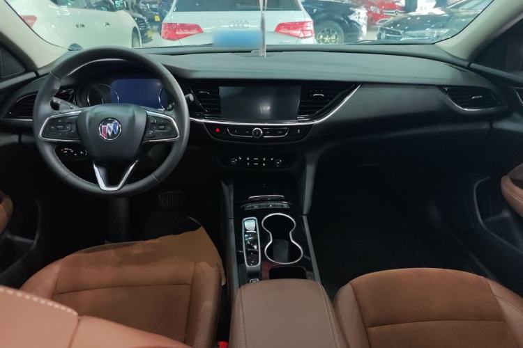 Used Buick Regal 2020 552T Luxury Version
