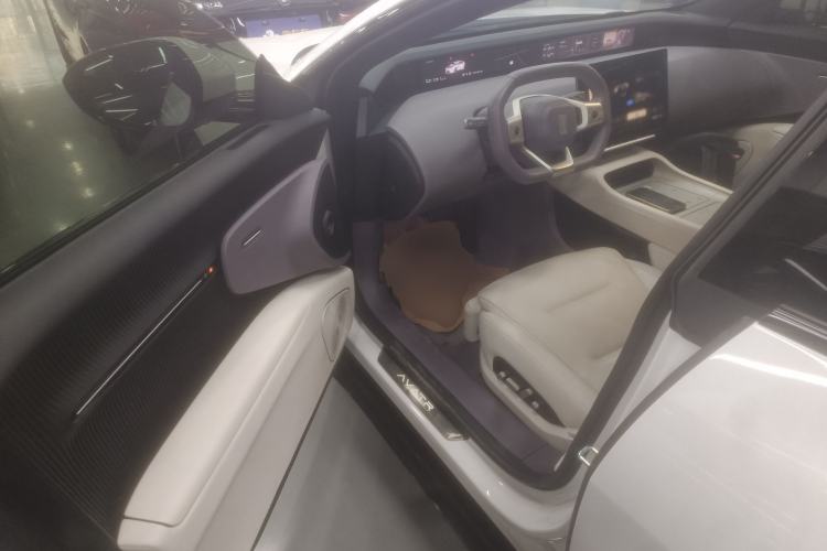 Used Avatr 12 2025 Ultra Extended-Range Edition
