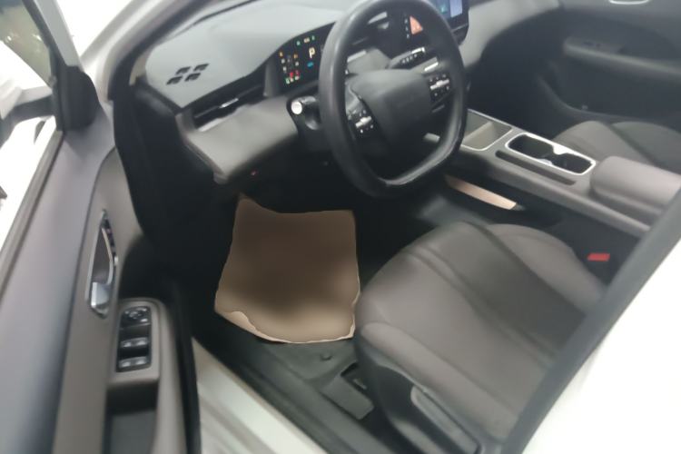 Used Roewe D6 2025 450 km Premium Edition
