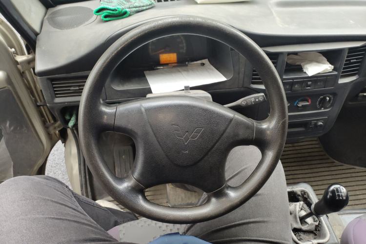 Used Wuling Zhiguang 2013 1.0L Practical Version