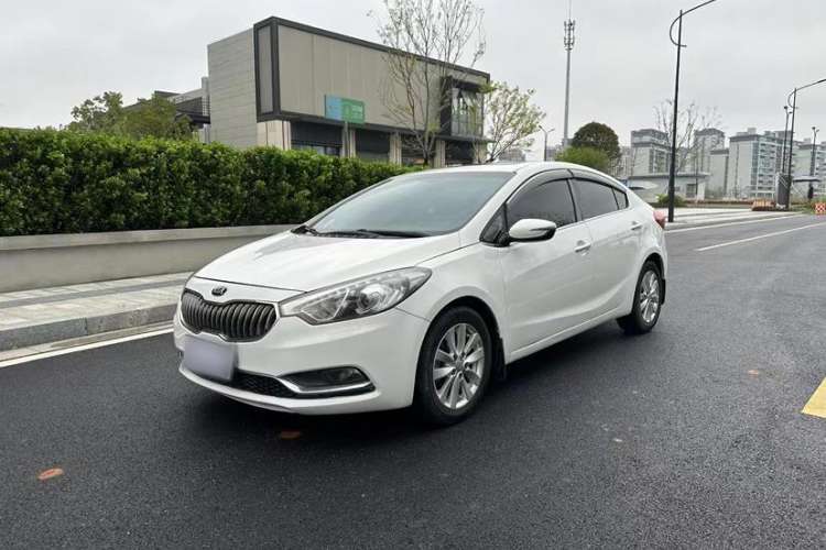 Used Kia K3 2013 1.6L Automatic GLS Exterior 5