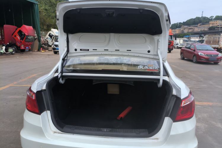 Used CHANGAN Eado 2015 1.6L Automatic Luxury Model Trunk