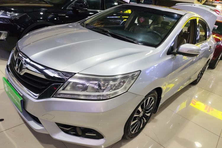 Used Honda Crider 2013 1.8L automatic luxury edition