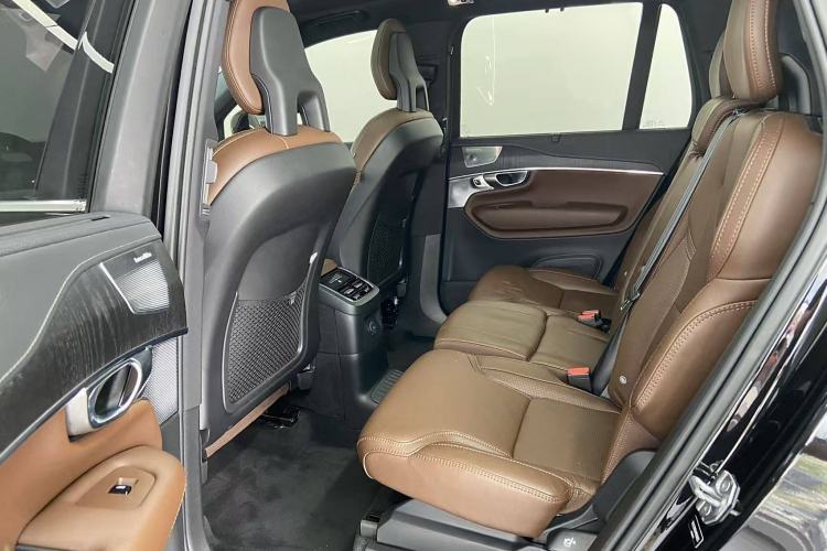 Used Volvo XC90 New Energy 2021 E-Drive Hybrid T8 Luxury Flagship 7-Seater Interior 6
