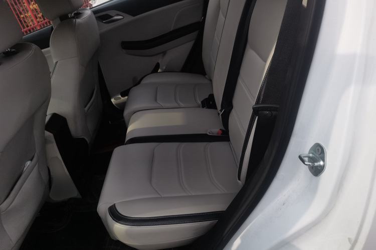 Used BYD Yuan Pro 2021 401 km Luxury Version Left Rear Seat