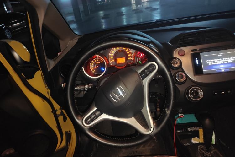 Used Honda Fit 2011 1.5L Automatic Luxury Edition