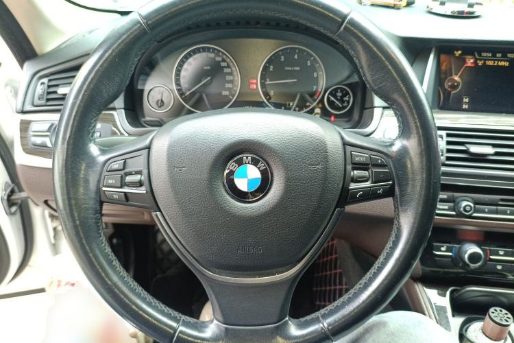 Used BMW 5 Series 2014 525Li Luxury Design Package
