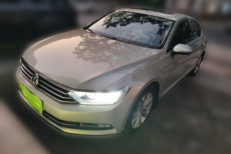 Used Volkswagen Magotan 2019 330TSI DSG Luxury Version China VI Standard