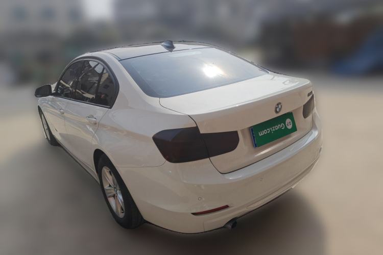 Used BMW 3 Series 2015 320i Active Edition
