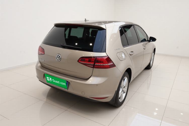 Used Volkswagen Golf 2017 1.6L Automatic Comfort Million-Vehicle Anniversary Edition